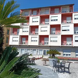 Robinia 3* Imperia