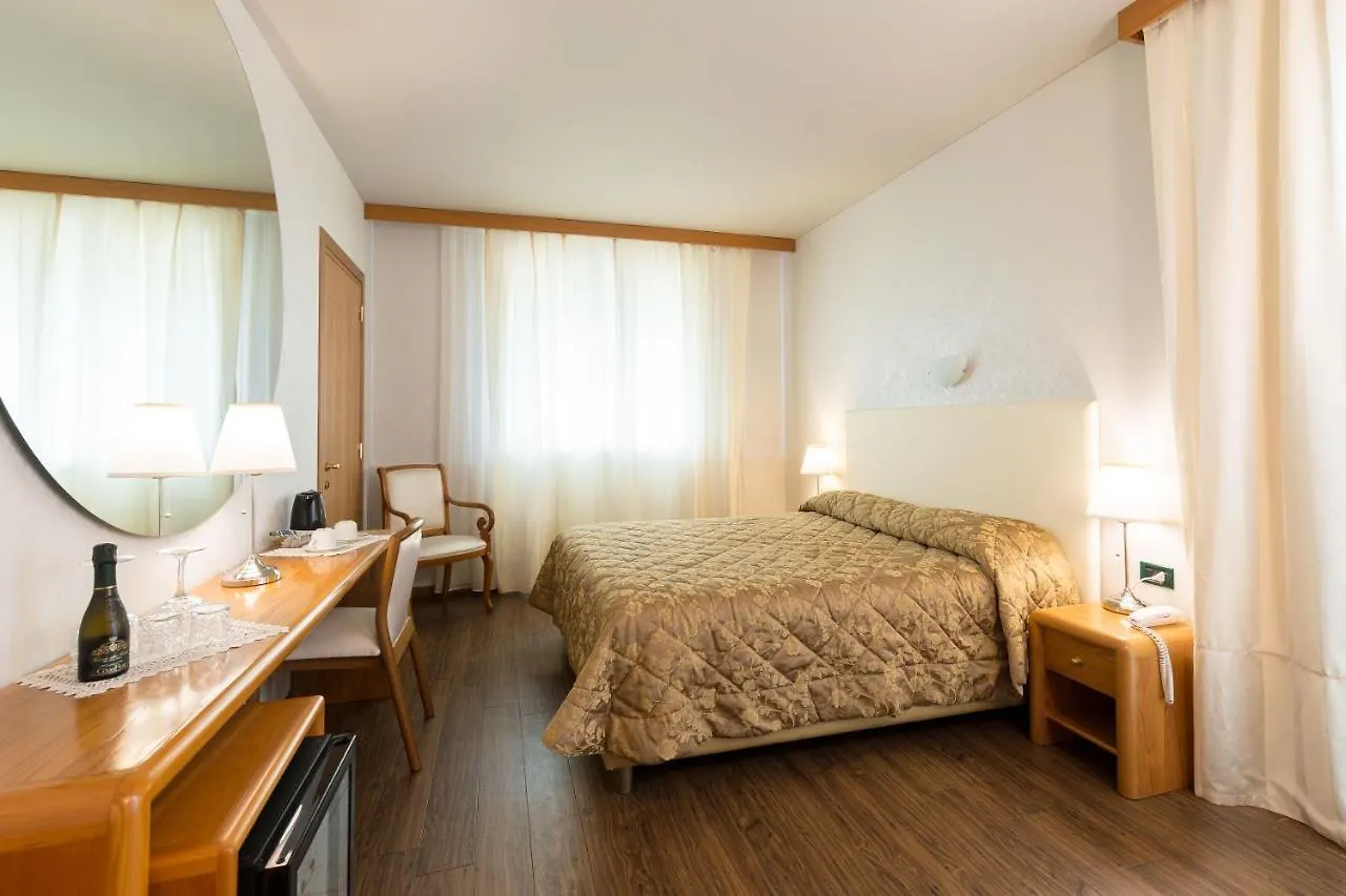 Hotel Aquila D'Oro Desenzano Desenzano del Garda