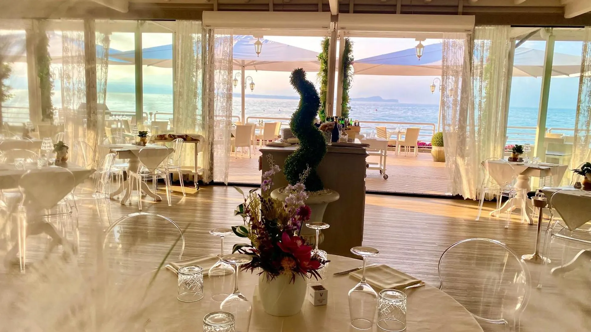 ****  דסנזאנו דל גארדה Hotel Aquila D'Oro Desenzano איטליה